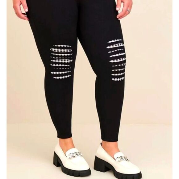 TORRID Black Sz 12 Stretchy High Waisted Slashed Knee Checked Underlay Leggings - Picture 2 of 6